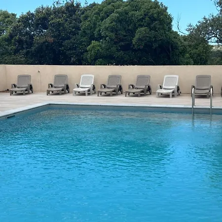 T3 Parking Piscine A Qques Min Du Port